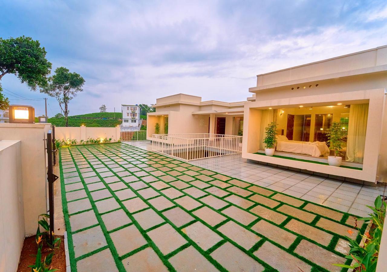 Glen Castle Vagamon Pool Resort By Voye Homes Exterior foto